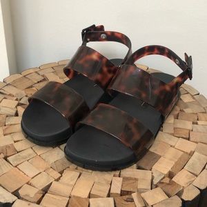 Tortoise Shell & Black Sole Birkenstock-like
